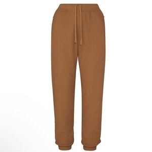 NEW Skims Joggers (Tigers Eye)